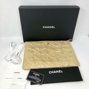 Quilted Case in Gold